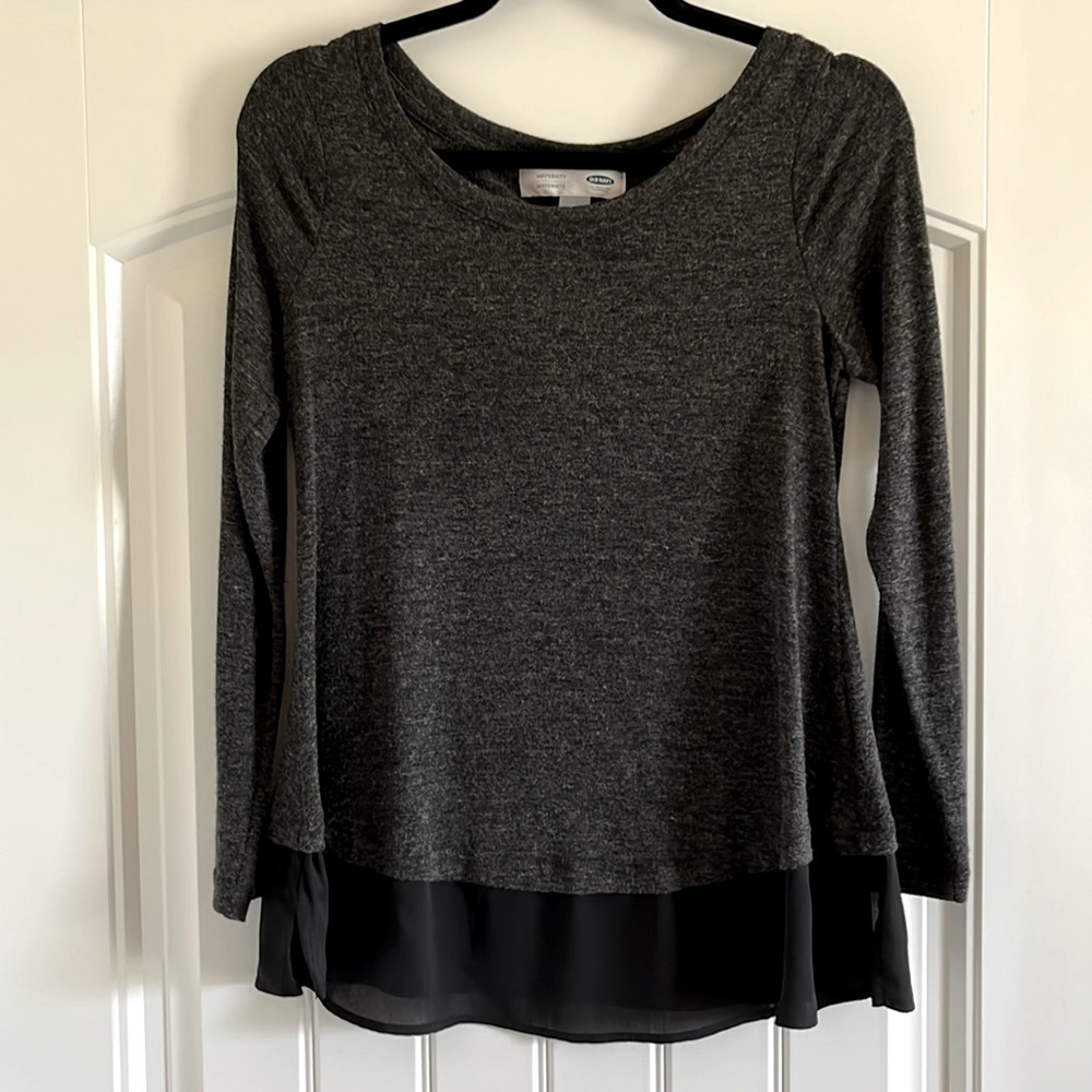 Old Navy maternity sweater with chiffon bottom detail, size XS